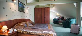 Отели типа «постель и завтрак» Bobrowa Dolina Боброва Апартаменты (для 4 взрослых)-1